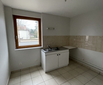 Location Appartement 2 pièces Cosne-Cours-sur-Loire (58200)