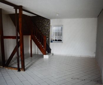 Location Maison 3 pièces Plessis-Barbuise (10400)