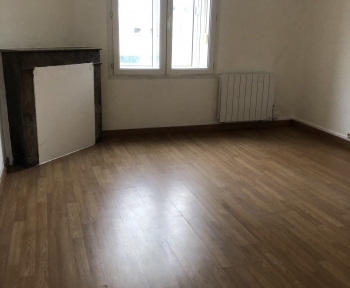 Location Appartement 2 pièces Mondeville (14120) - Rue Pasteur