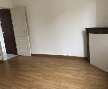 Location Appartement 2 pièces Mondeville (14120) - Rue Pasteur